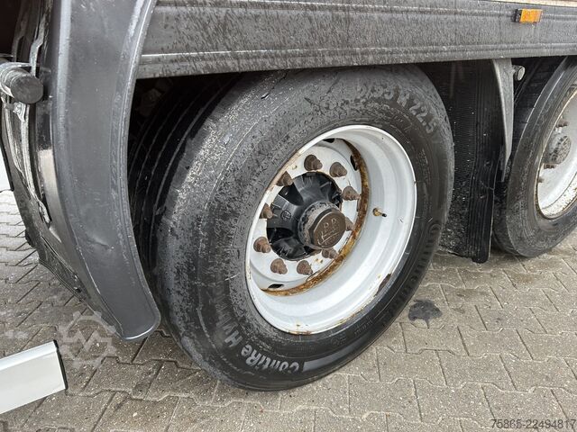 Hladnjača i zamrznuti transport SOR Iberica SOR-S3E / Carrier Vector 1550 / Frigo / Loadlif...