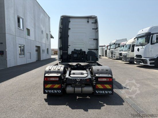 Standarta vilcējs VOLVO FH 500 EURO 6, I-SHIFT, STANDKLIMA