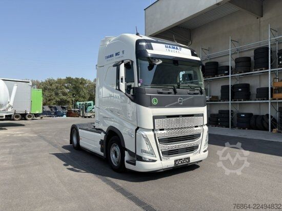 Standarta vilcējs VOLVO FH 500 EURO 6, I-SHIFT, STANDKLIMA
