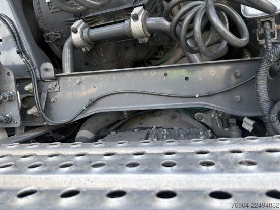 Standarta vilcējs VOLVO FH 500 EURO 6, I-SHIFT, STANDKLIMA