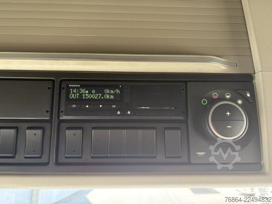 Standarta vilcējs VOLVO FH 500 EURO 6, I-SHIFT, STANDKLIMA