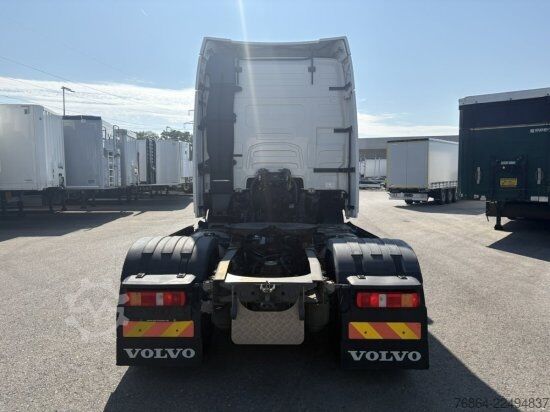 Standard tractor unit VOLVO FH 420, EURO6,  I-SHIFT, VEB+