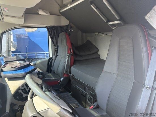 Standard tractor unit VOLVO FH 420, EURO6,  I-SHIFT, VEB+