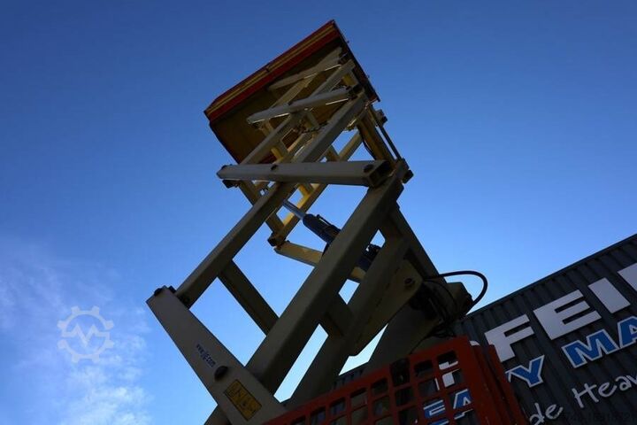 Ножичен асансьор JLG 3369LE Electric, 12m Working Height, 450kg Capacit