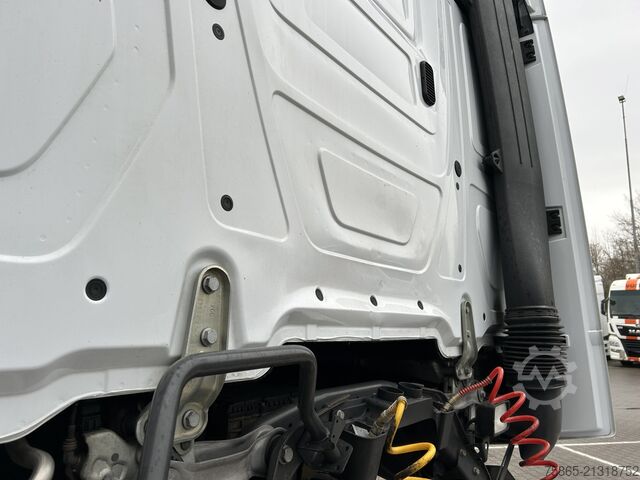 スタンダード-SZM Mercedes-Benz Actros 1842 StreamSpace / 424 dkm / NL Truck / ...