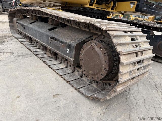 Escavadora de rastos Caterpillar 323 FL