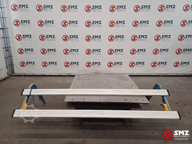 Partea șasiului Mercedes Occ fietsenvanger Mercedes