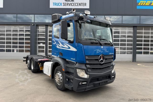 Шасси грузовика MERCEDES-BENZ Actros 2545 6x2