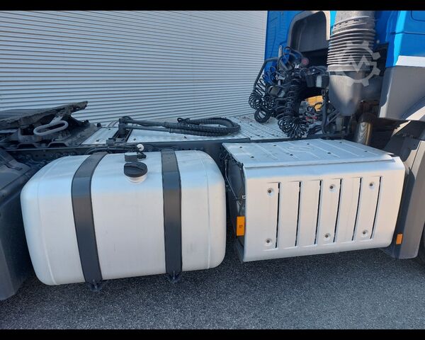 Njësi standarde të tërheqjes MERCEDES-BENZ VI Actros 4 18 4x2 - actros 1845 LS cab. . 2,3 EuroVI(E5)