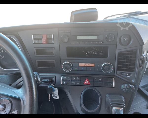 Njësi standarde të tërheqjes MERCEDES-BENZ VI Actros 4 18 4x2 - actros 1845 LS cab. . 2,3 EuroVI(E5)