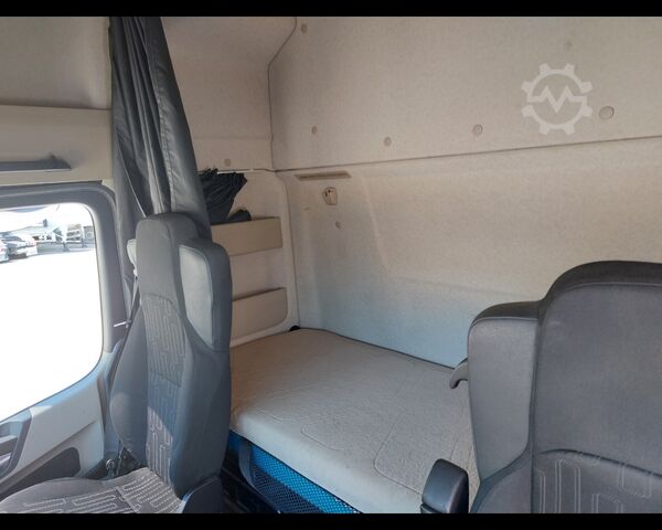 Njësi standarde të tërheqjes MERCEDES-BENZ VI Actros 4 18 4x2 - actros 1845 LS cab. . 2,3 EuroVI(E5)