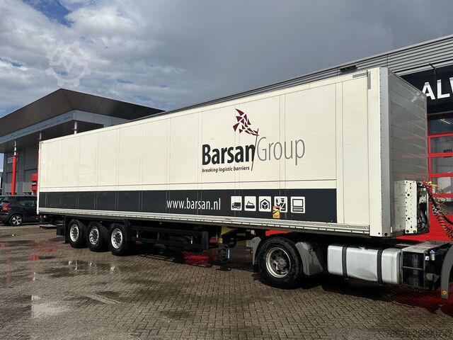 מזוודה Schmitz Cargobull Laadklep