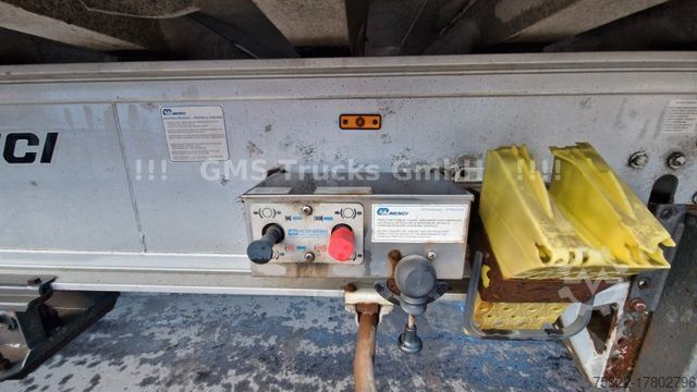 Sklápací náves SCHMITZ CARGOBULL ALU Kipper / 58 Kubik / 6600kg
