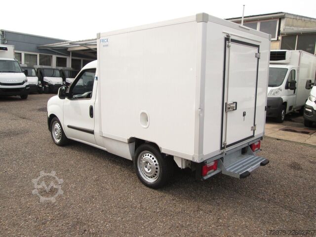 Kühltransporter FIAT Doblo 1.6*Tiefkühler*Euro 5*Klima*58542 Km*