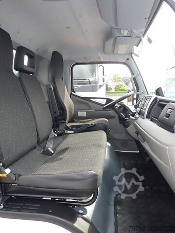 Þyrlubíll sendibíll FUSO Canter 7 C 18 HIAB Abroller/AHK/Klima/LED/24 tkm