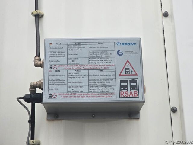 Відкритий напівпричіп з тентом KRONE SD * PR.+PL. * SAFETY ROOF * BPW * LIFT *