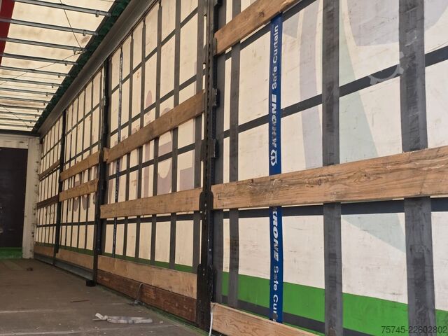 Відкритий напівпричіп з тентом KRONE SD * PR.+PL. * SAFETY ROOF * BPW * LIFT *