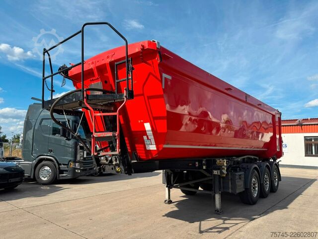 Напівпричіп-самоскид KEMPF SKM 35/3 * HARDOX * ALCOA * LIFTACHSE *STAHL*TÜV