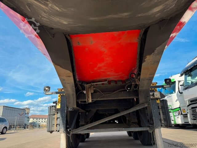 Напівпричіп-самоскид KEMPF SKM 35/3 * HARDOX * ALCOA * LIFTACHSE *STAHL*TÜV