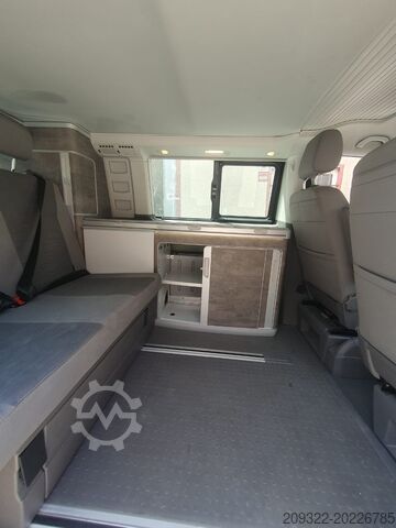 Fourgon Volkswagen California Camper | 2 Letti 4 Posti | Cucinotto + Letto Tetto