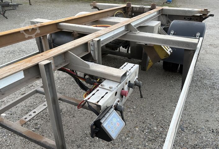 Trailer swap chassis ACKERMANN VERZINKT*langer Hub*17,5er Reifen