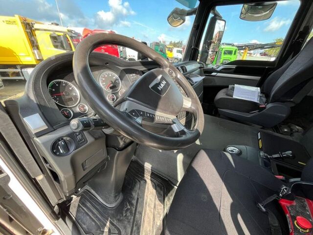 Kippiauto MAN TG-S 26.400 6x2-2 BL 3-Achs Kipper Kran +Funk+Gr