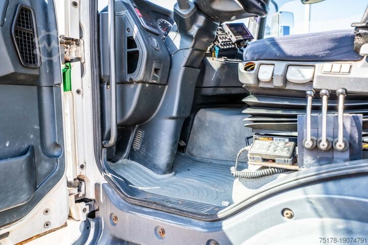 Sistema de braço de gancho MAN TGA 26.430 LL