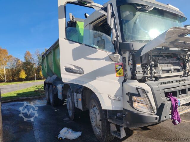 Zglobni kiper Volvo FMX500