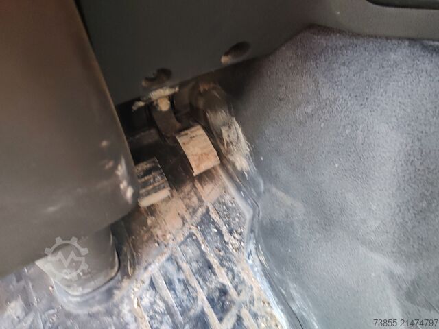 Zglobni kiper Volvo FMX500