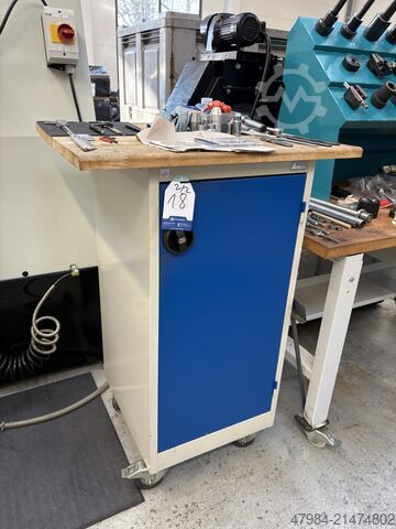 Strung CNC HURCO TM 8