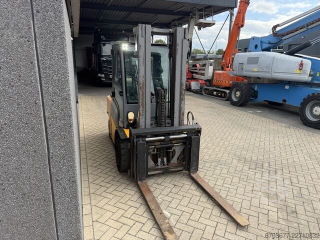 Jungheinrich TFG430 500DZ triplex 500 slobodno podizanje / bočno pomeranje viljuški / podešavanje vi JUNGHEINRICH TFG 430 500DZ triplo500 freelift / sideshift / vorkversteller / 2019 / 8850uur / LPG