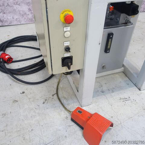 Máy ép thủy lực dạng C BSV 