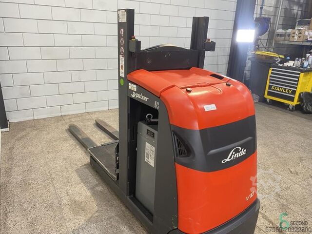 Tellimuse komplekteerimismasin Linde V10-02