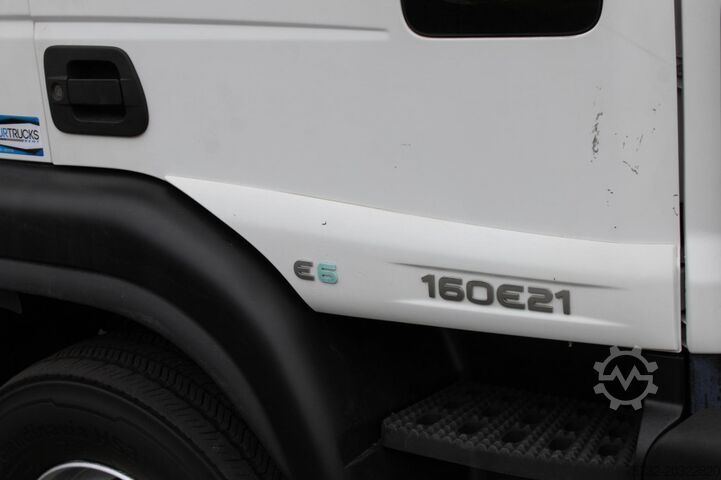 Camión caja Iveco Eurocargo  160E210 E6 Koffer 6,9m Seiten Tür  LBW