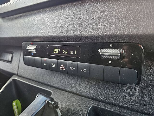 Kovček MERCEDES-BENZ SPRINTER 317 ac automaat EURO6