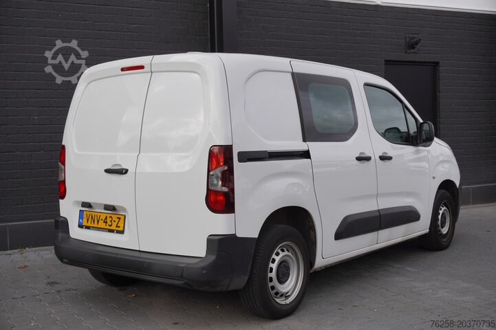 Break à toit surélevé Peugeot Partner 1.2 PureTech Benzine EURO 6 - Airco - N...
