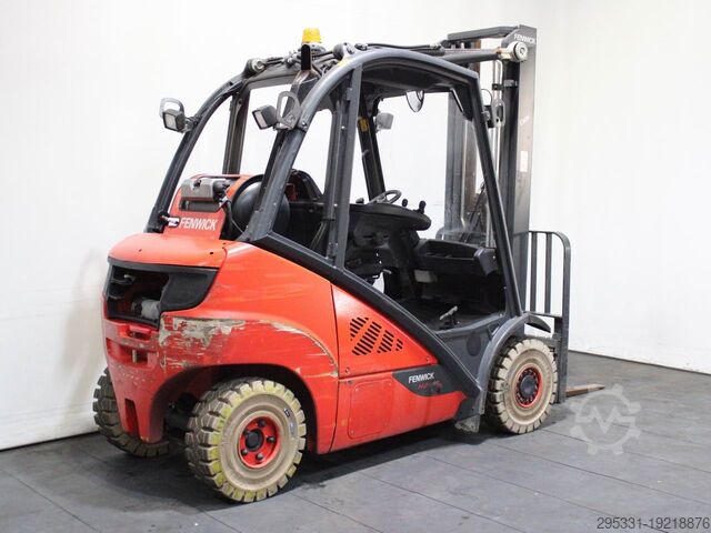 Treibgasstapler Linde H 25 T-01  392