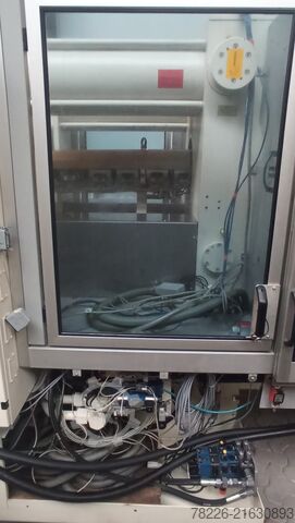 Máquina de moldeo por inyección NUR 16.700h KraussMaffei 200-1400 C1