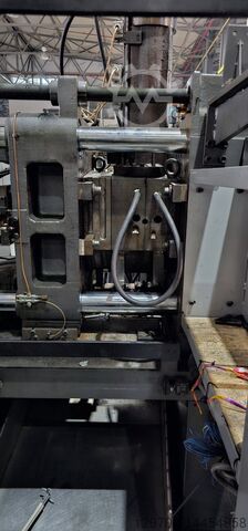 Plastic injection moulding machine CHENDE 300 M3V U-PVC