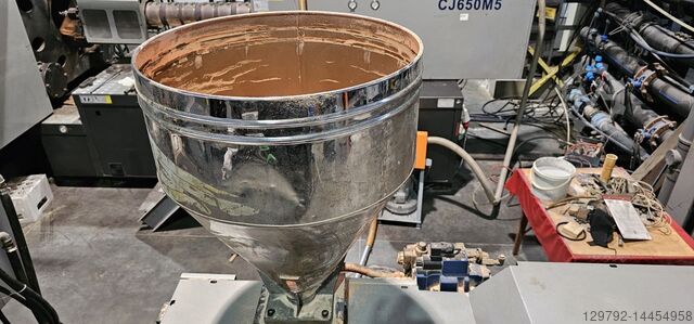 Plastic injection moulding machine CHENDE 300 M3V U-PVC