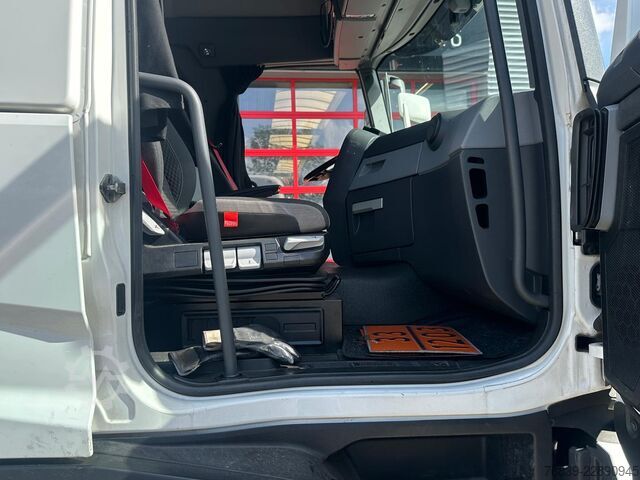 Sustancias peligrosas Renault T440 ADR