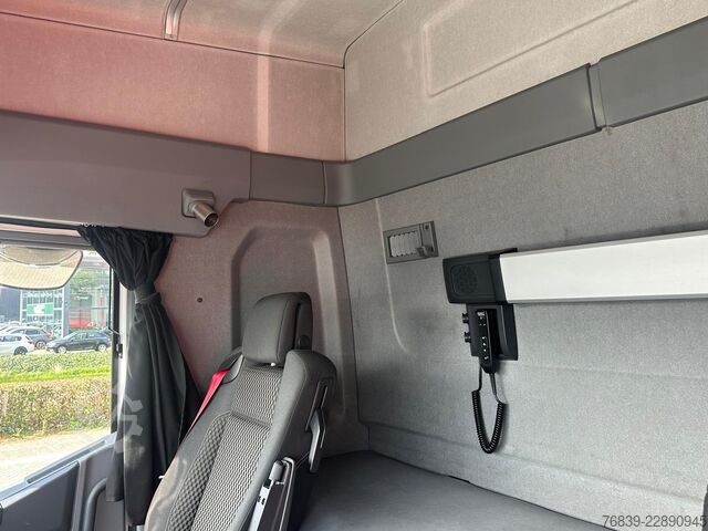 Sustancias peligrosas Renault T440 ADR