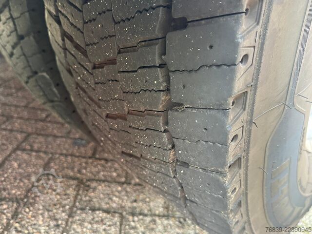 Sustancias peligrosas Renault T440 ADR