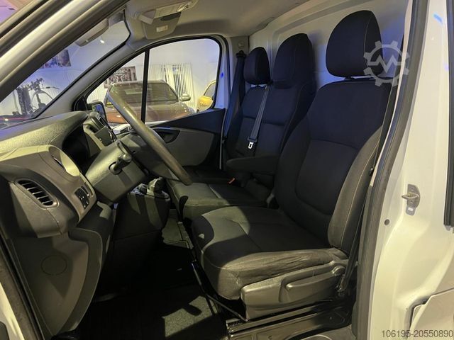 Panelová dodávka RENAULT Trafic 1,6 dCI *Klima*AHK*Garantie*