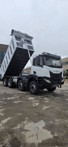 Tipper truck Iveco 410T54