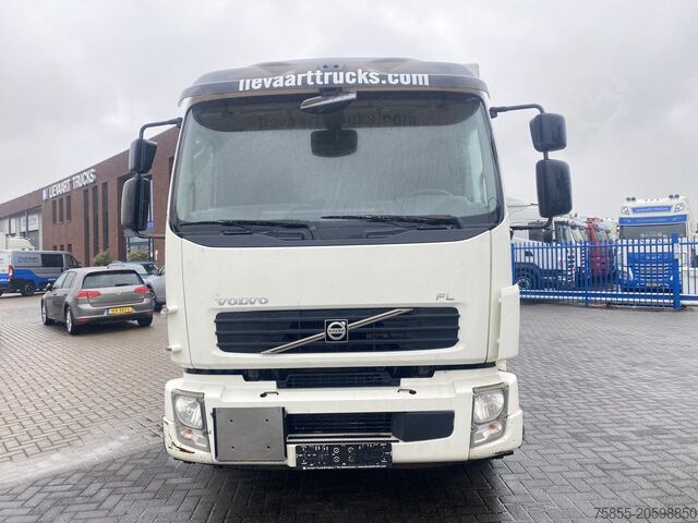 Box body Volvo FL260 Boxtruck / Euro 5 / 625.000 KM / Loading ...