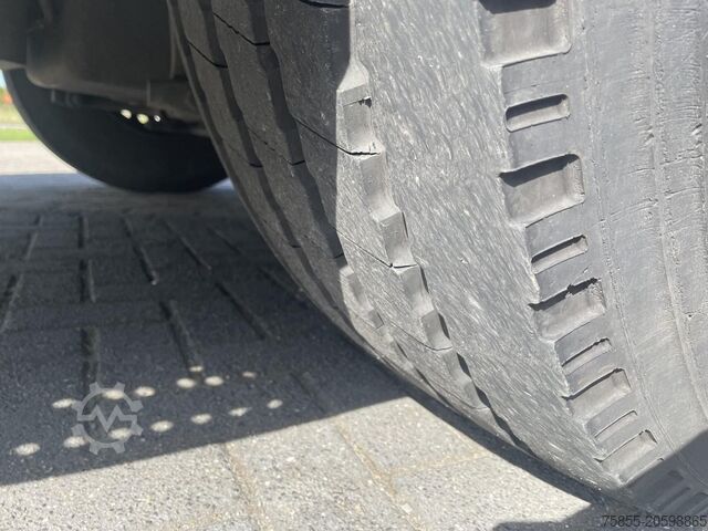 Standard tractor MAN TGX 18.440 Manual / 2x Tank / NL Truck + APK-TuV