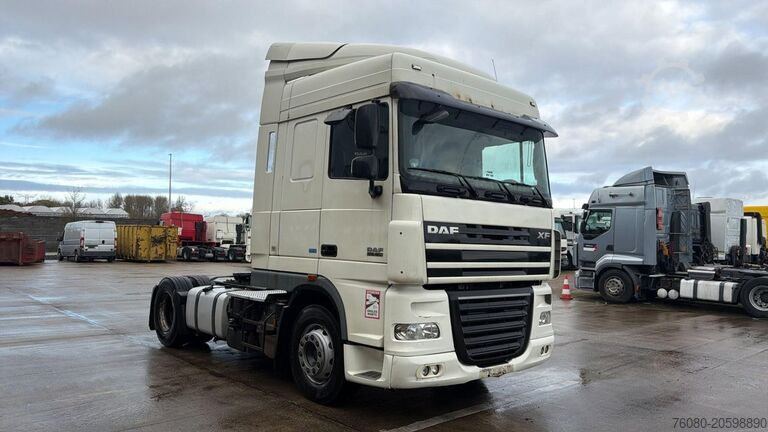 Standard tractor DAF XF 105.460 (BOITE MANUELLE / MANUAL GEARBOX)