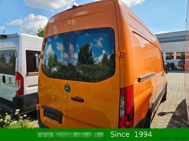 รถมินิบัส MERCEDES-BENZ Sprinter 211/214 CDI FWD KA36 H2/L2 MBUX KAMERA