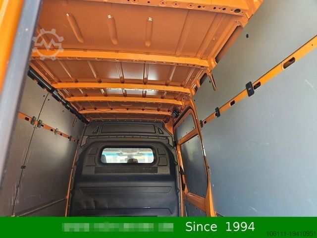 รถมินิบัส MERCEDES-BENZ Sprinter 211/214 CDI FWD KA36 H2/L2 MBUX KAMERA